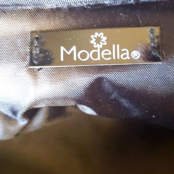 NWOT Modella Black Cosmetic Accessory Train Case in Quilted Geometric Design. - Picture 11 of 16